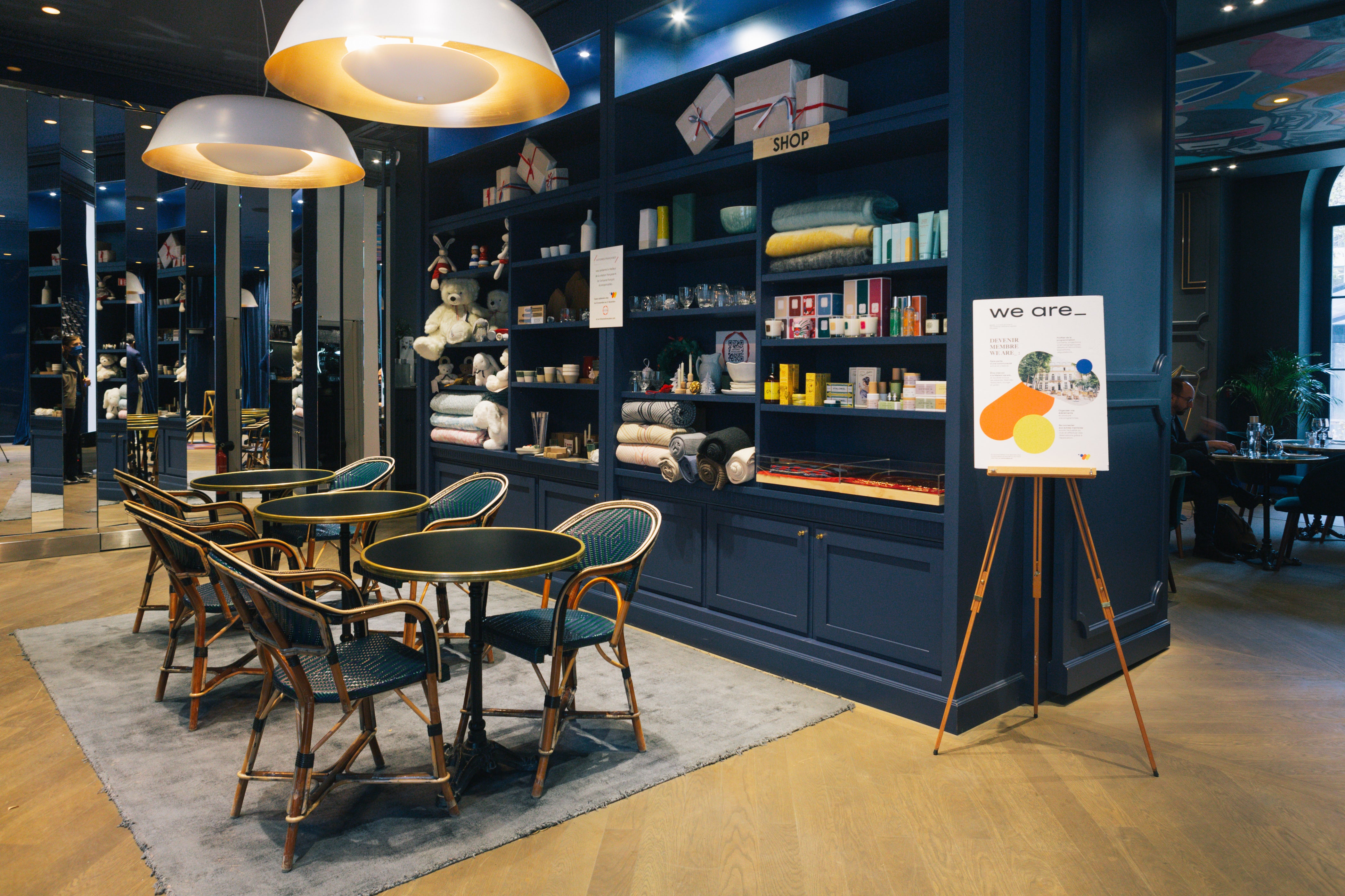 HISTOIRES FRANCAISES, magasin éphémère, chez WE ARE, 73 Faubourg SAINT HONORE