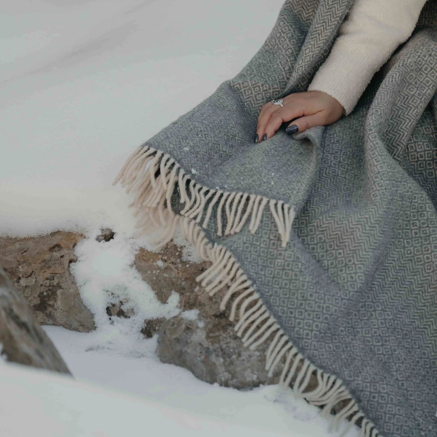 Pyrenean Wool Throw