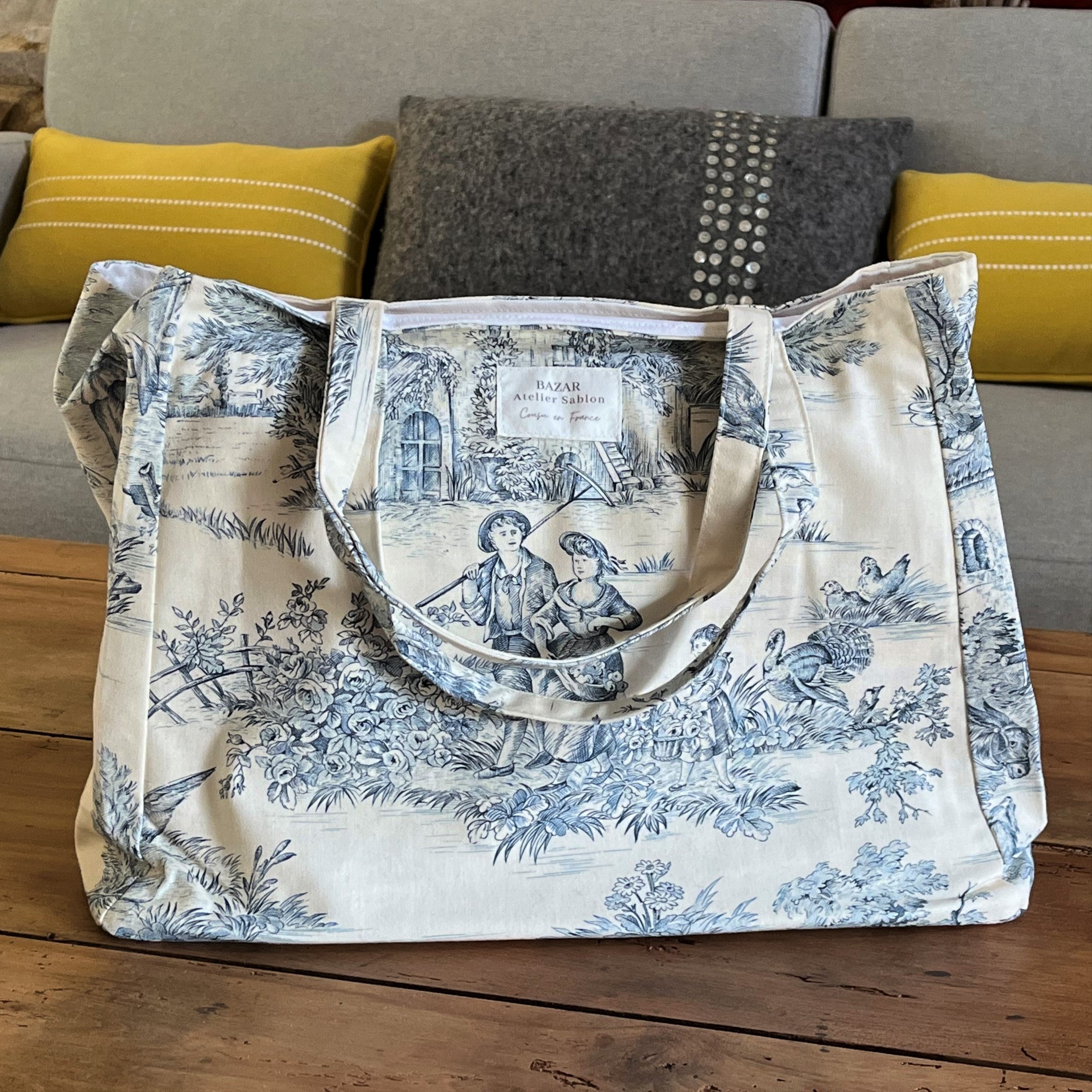 Jouy de Fruits Shopping Bag
