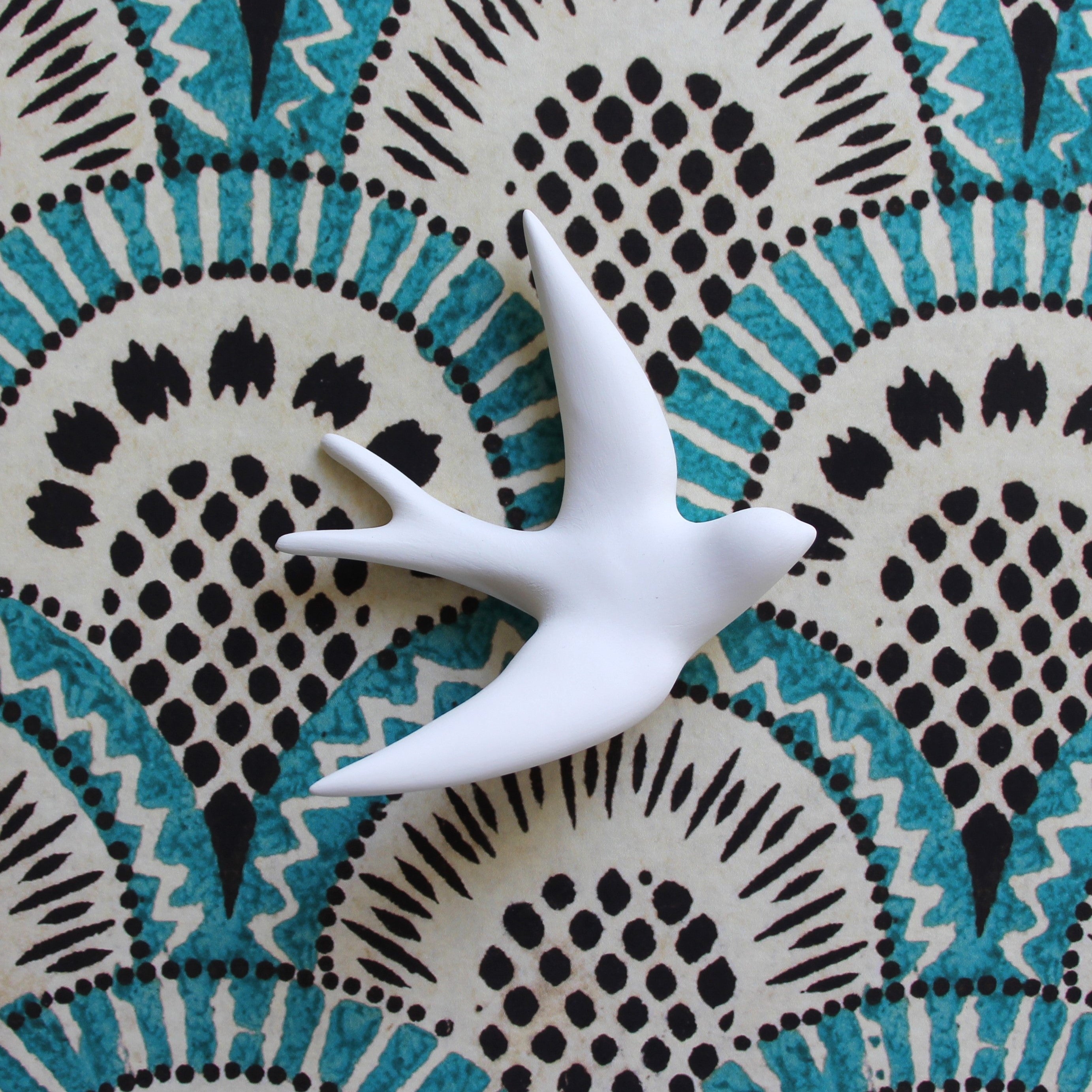 décoration murale Volage en céramique, MONOCHROMIC, made in France et écoresponsable