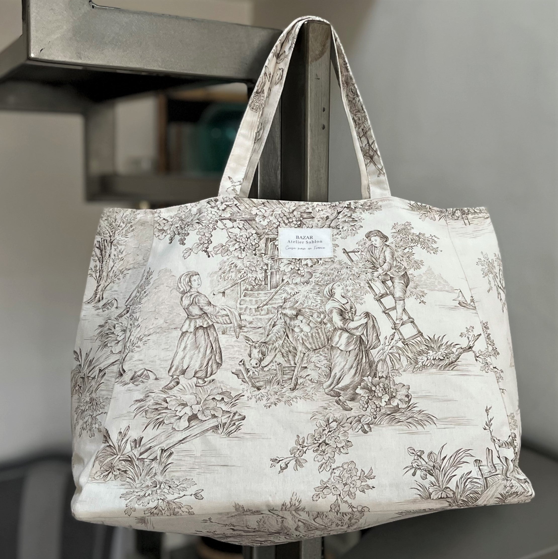 Jouy de Fruits Shopping Bag