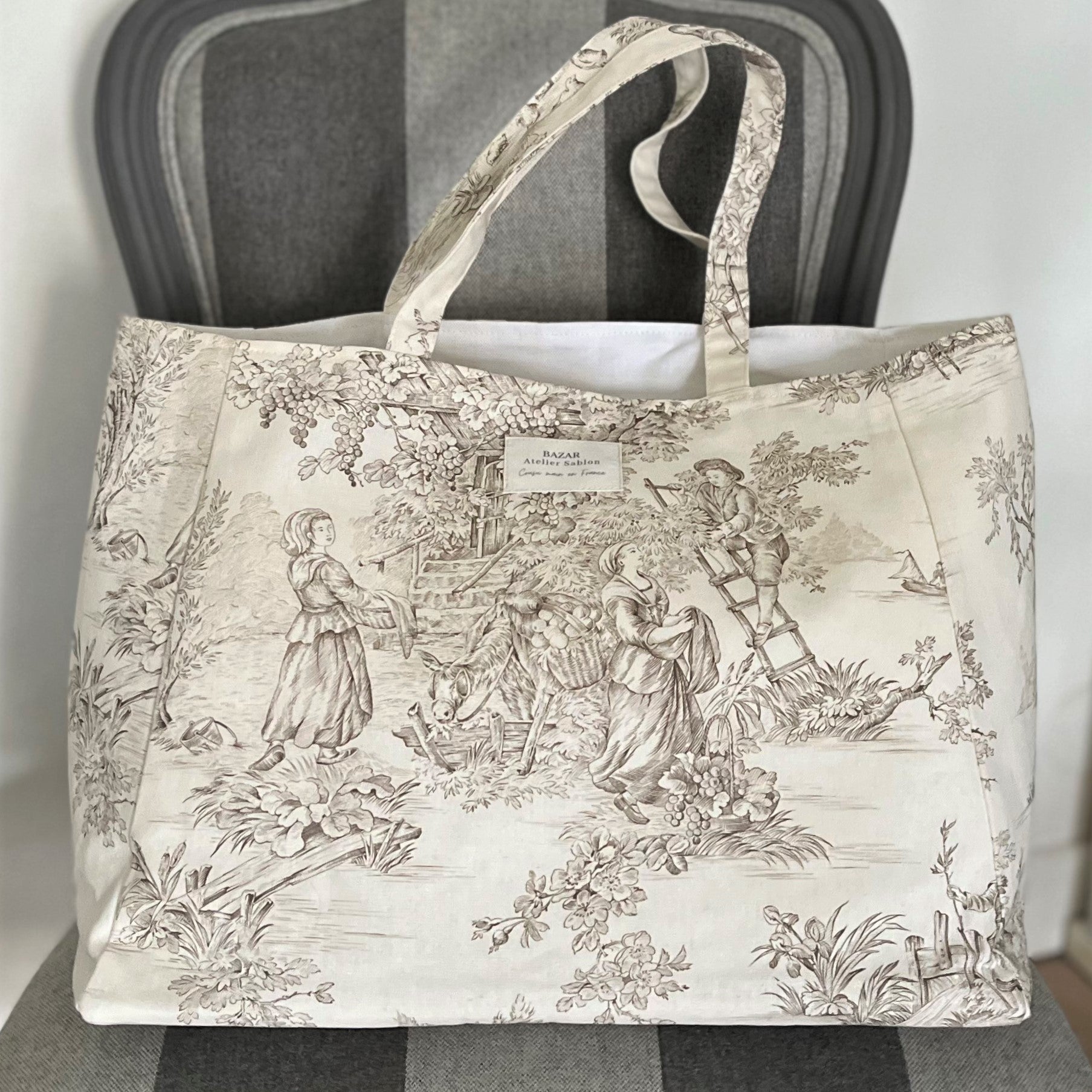 Jouy de Fruits Shopping Bag