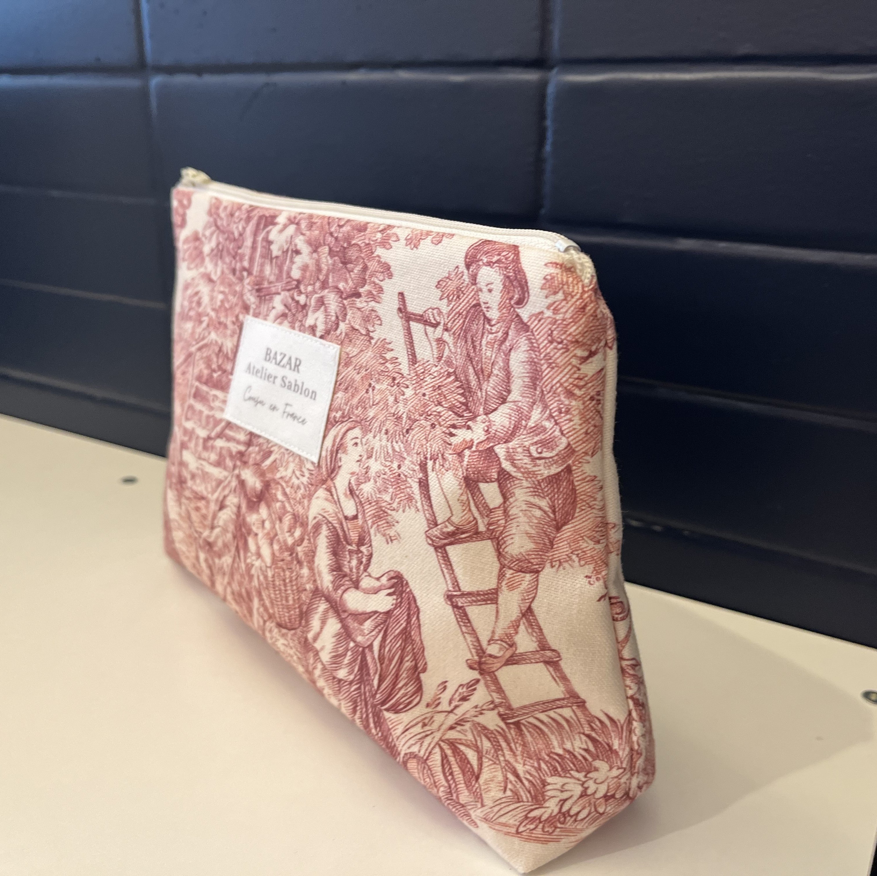 Pochette en toile de Jouy, BAZAR ATELIER SABLON, made in France
