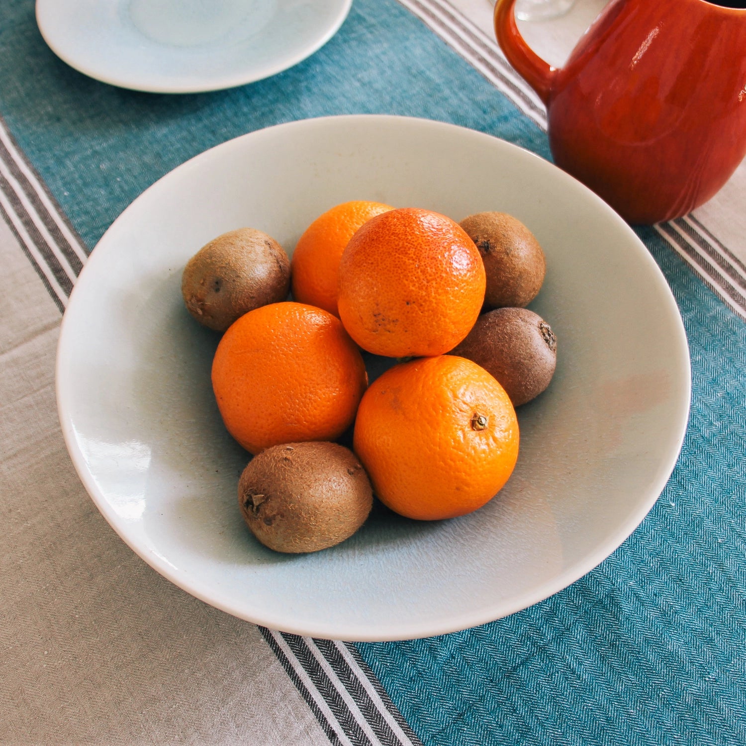 Vuelta deep serving dish