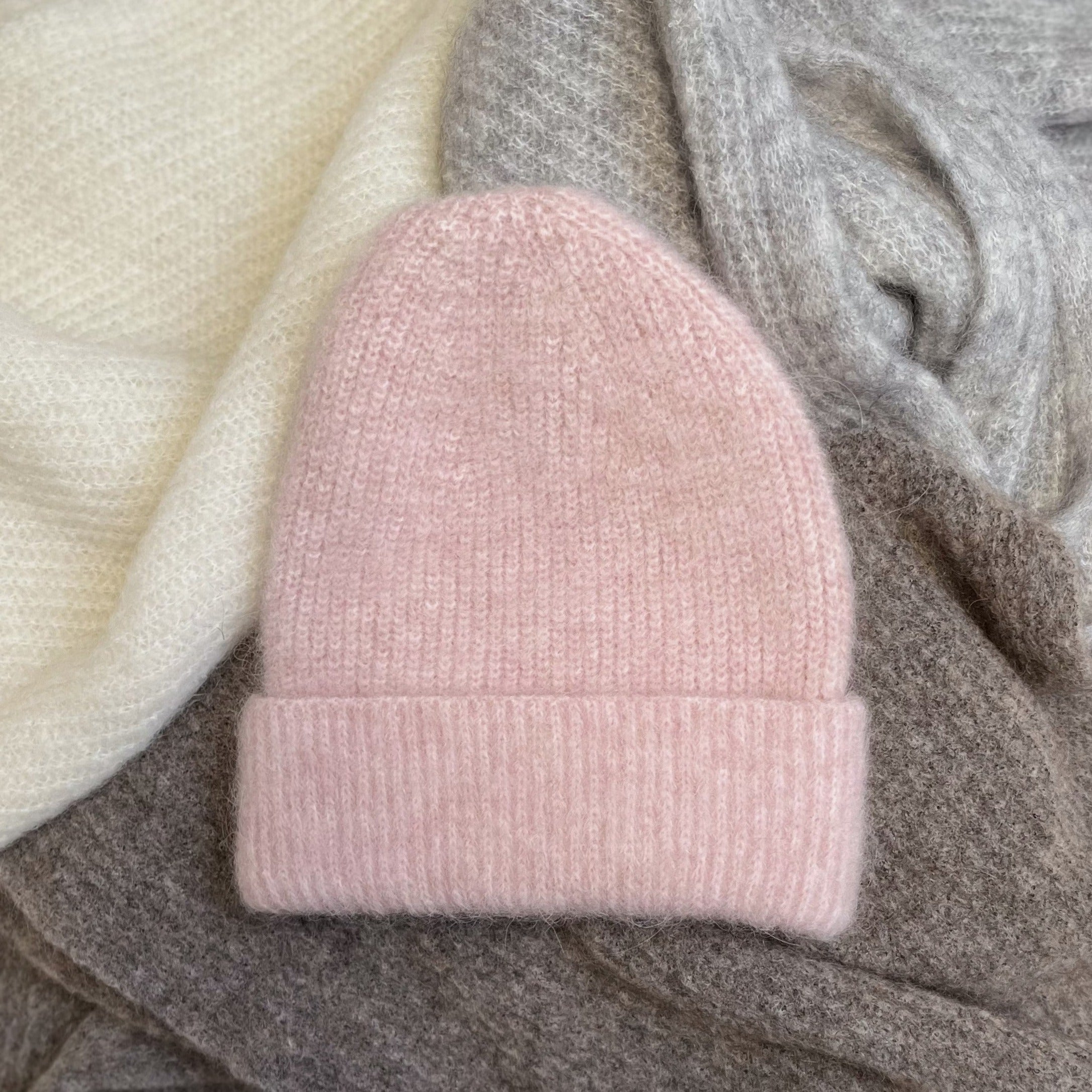 Bonnet Tessa et Echarpes Pipa en laine mohair et mérinos, TRICOT JEAN MARC, made in France
