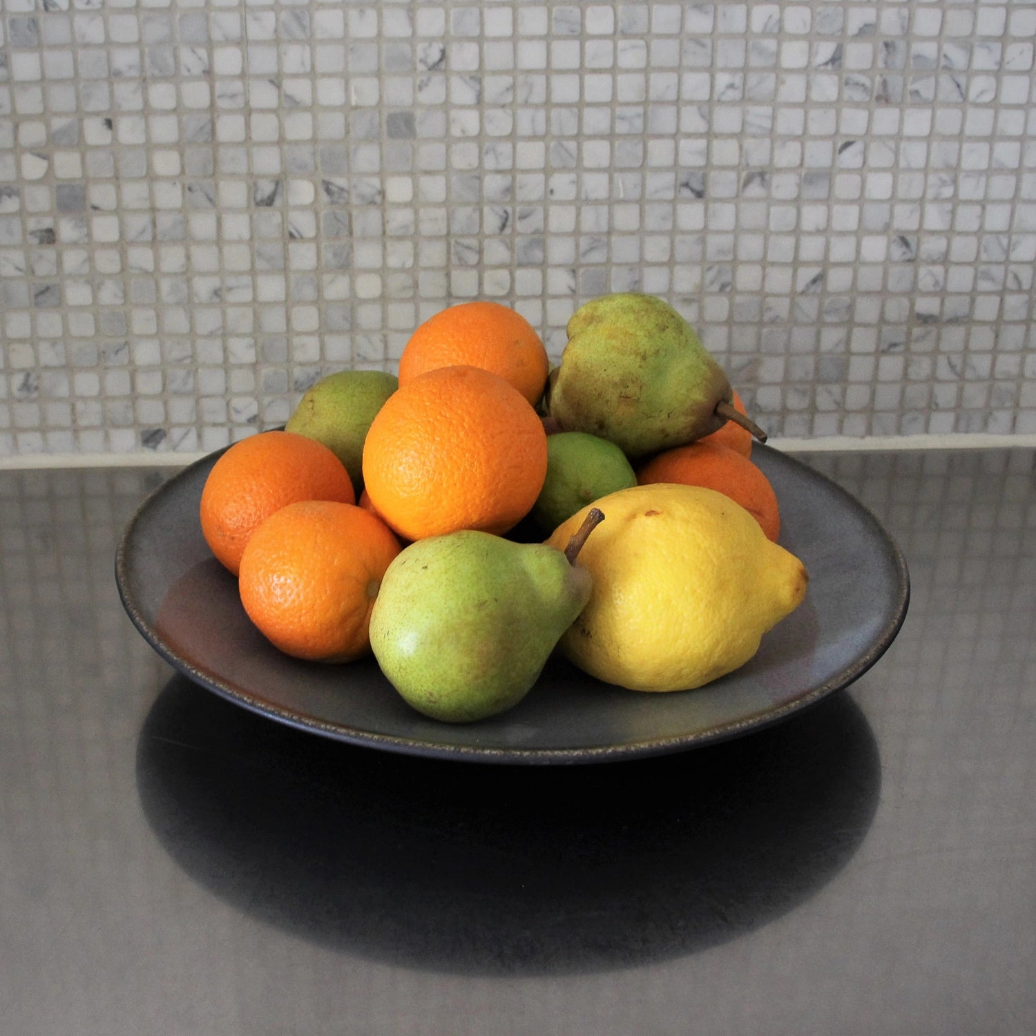 Tourron round service dish