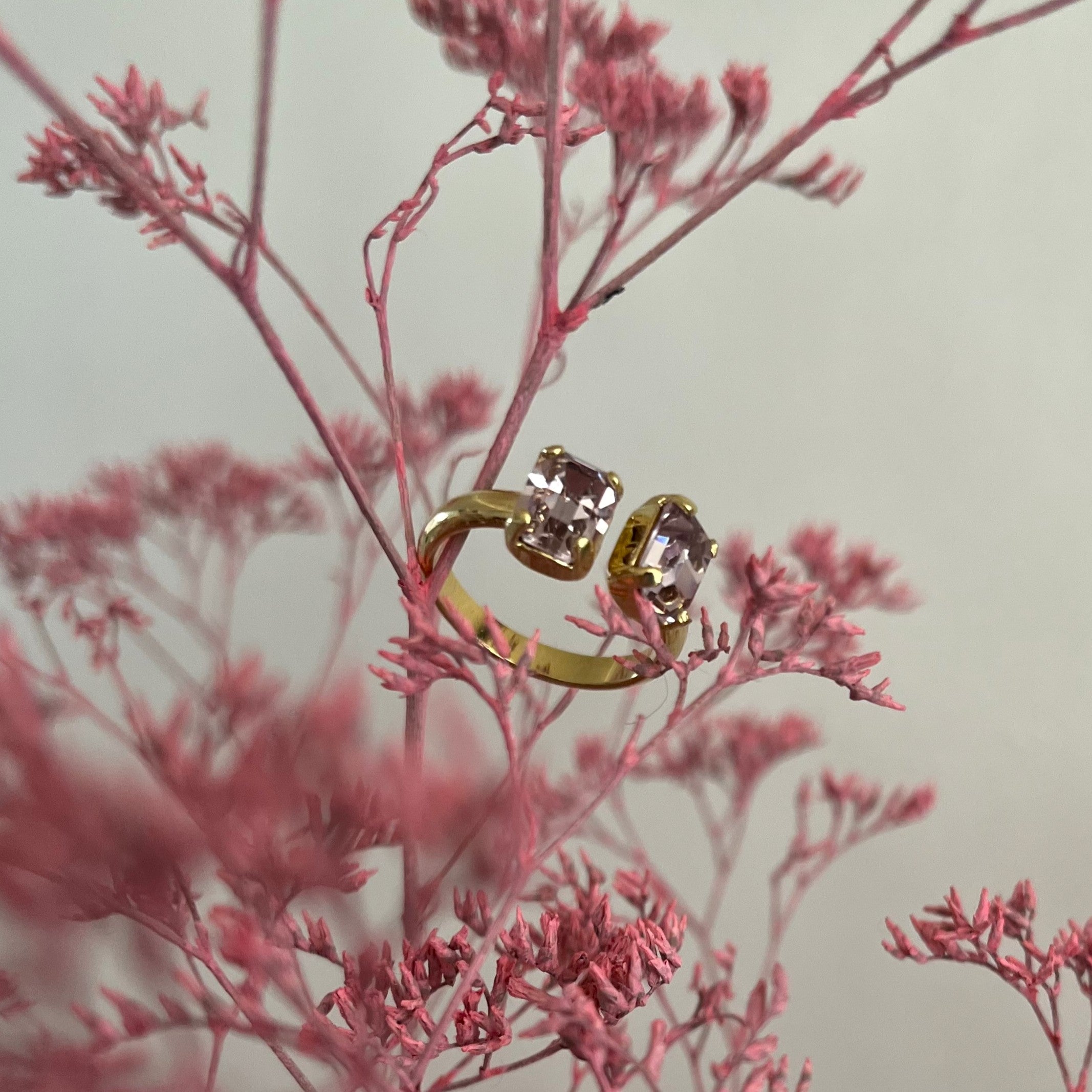 Bague Lily Saphir rose made in France, BARBARISME