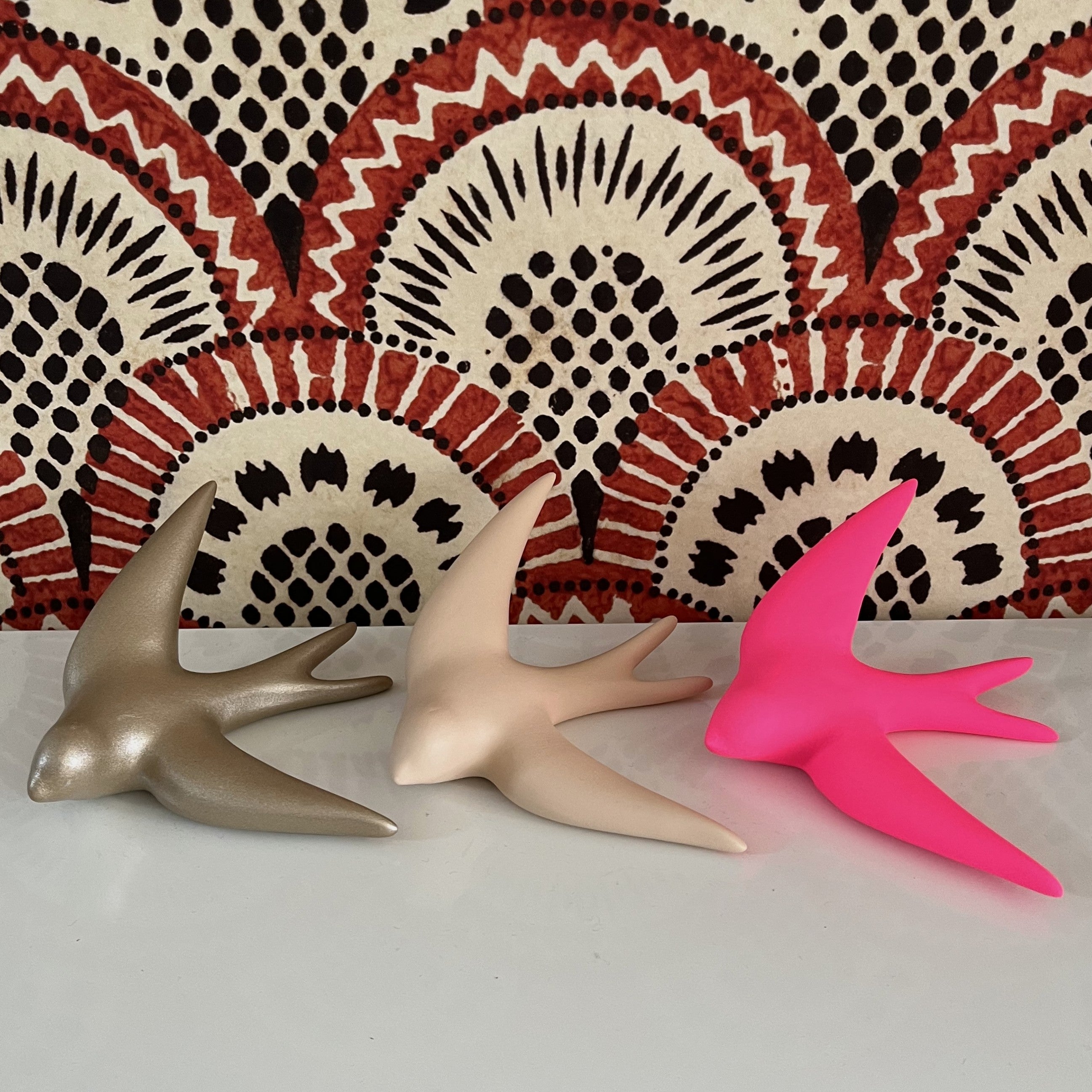 Volage ultramarine blue wall decoration