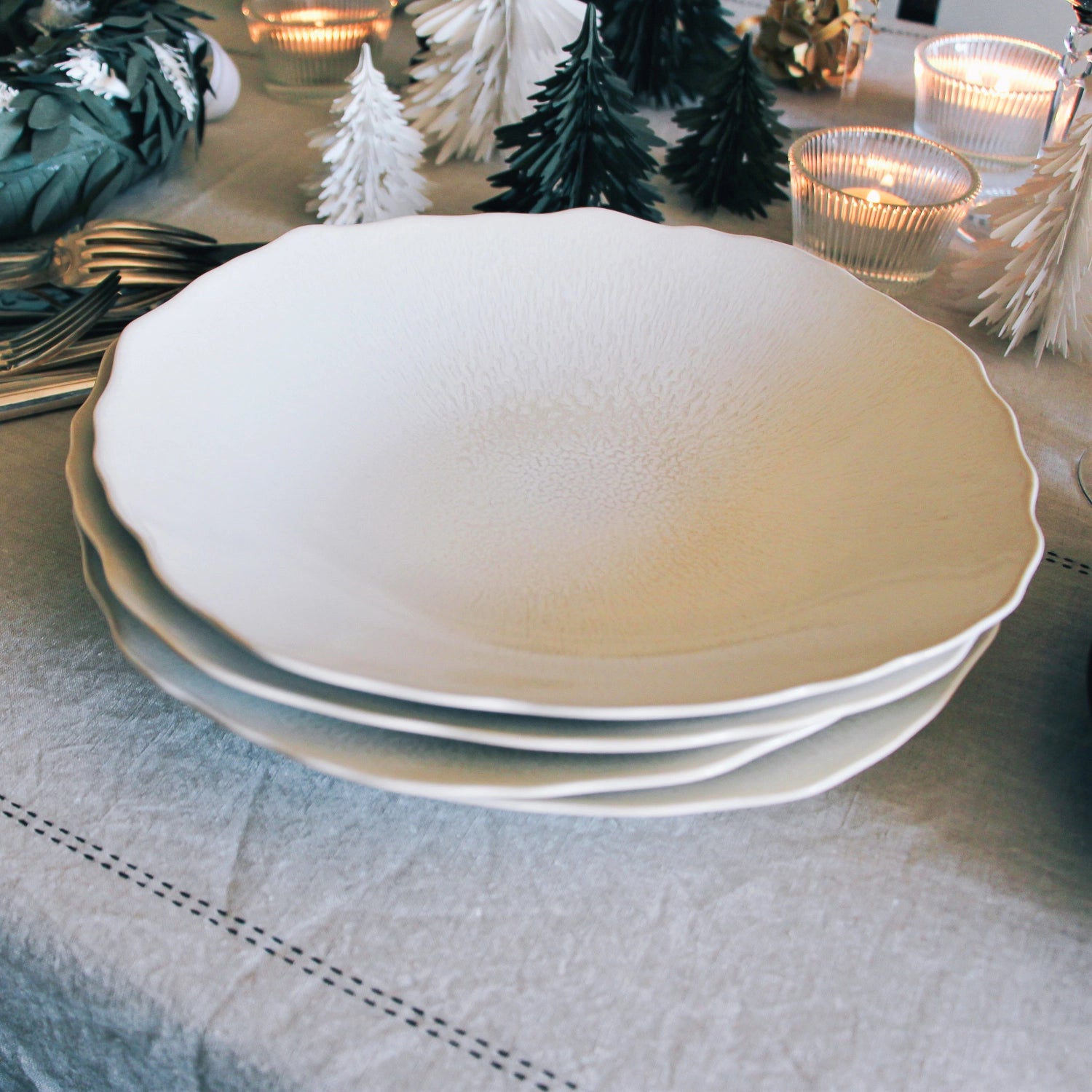 Assiette plate Plume