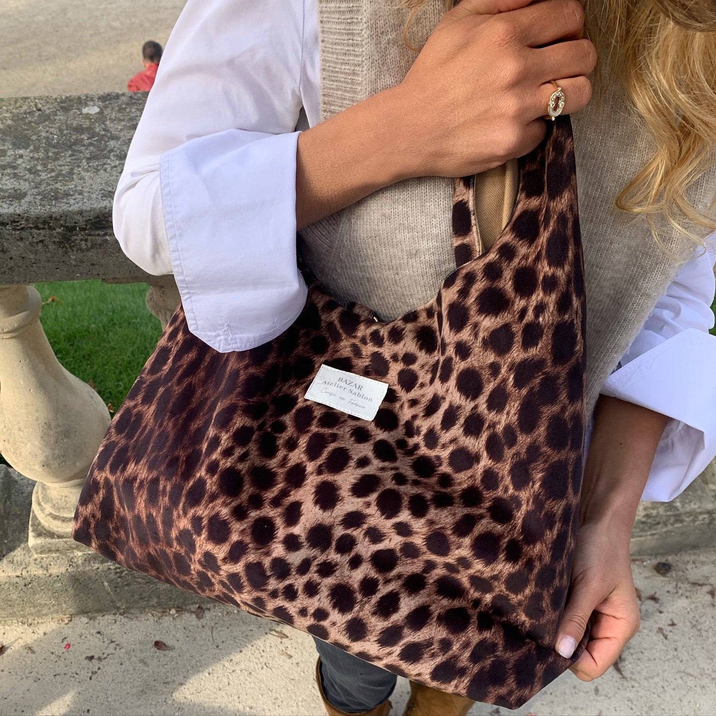 Pile Poil Messenger Bag