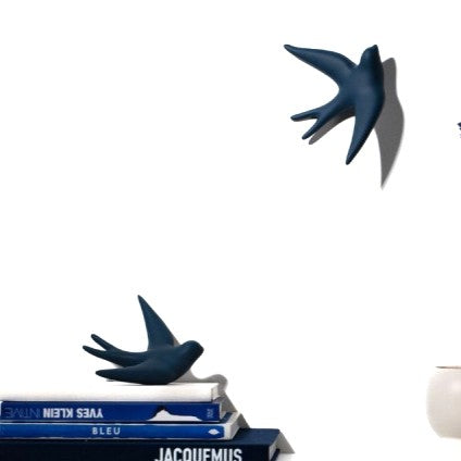 Volage wall decoration