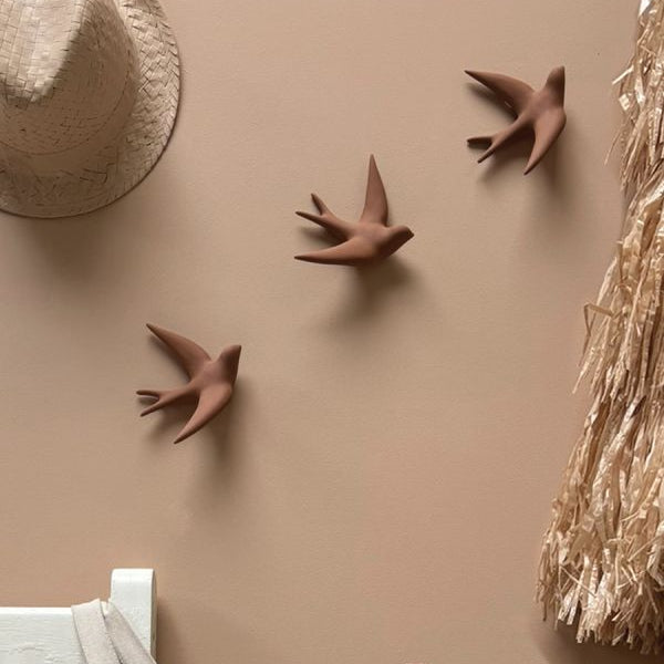 Volage wall decoration