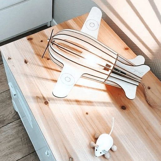 lampe avion Antoine en bois ATELIER LOUPIOTE, 100% français et écoresponsable HISTOIRES FRANCAISES