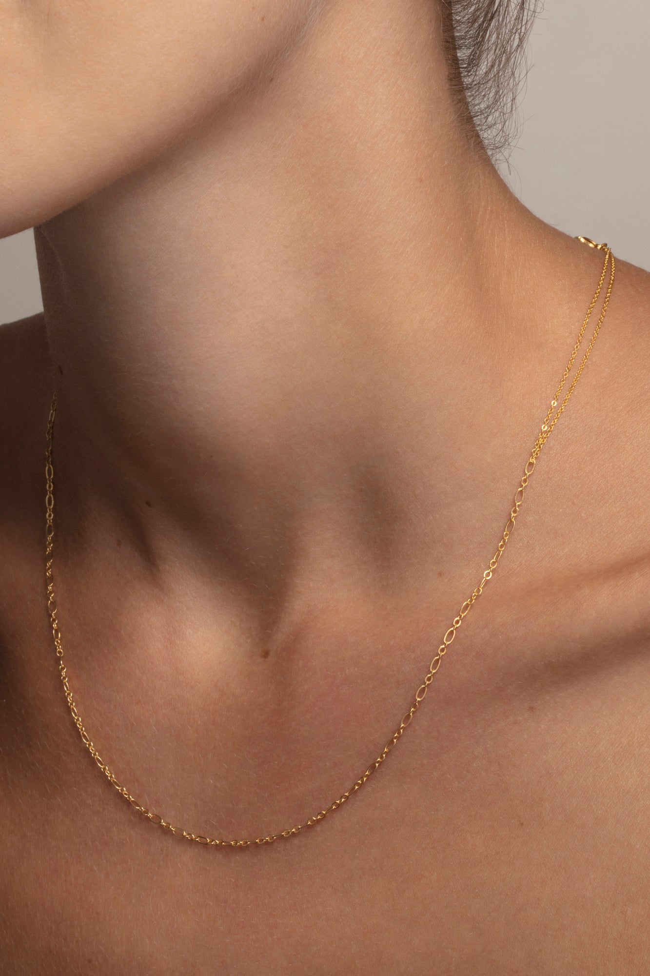 Collier dore et ajustable JUSTE APRIL PLEASE, 100% français et écoresponsable, HISTOIRES FRANCAISES