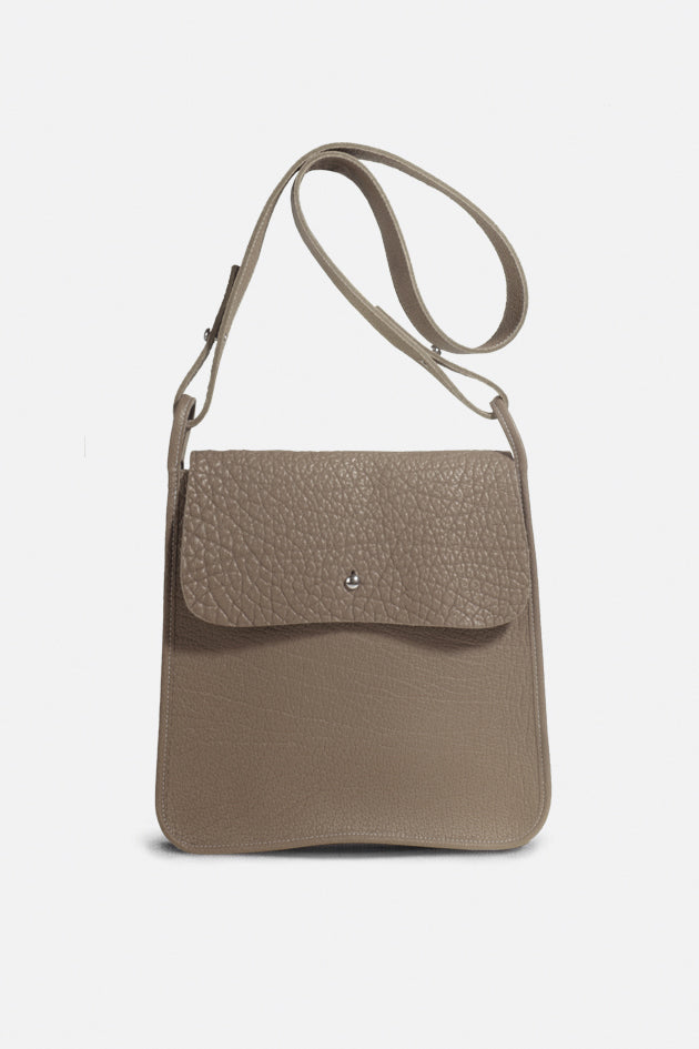 Sac besace HUSSARD en cuir de buffle bronze CESAIRE 100% français et écoresponsable