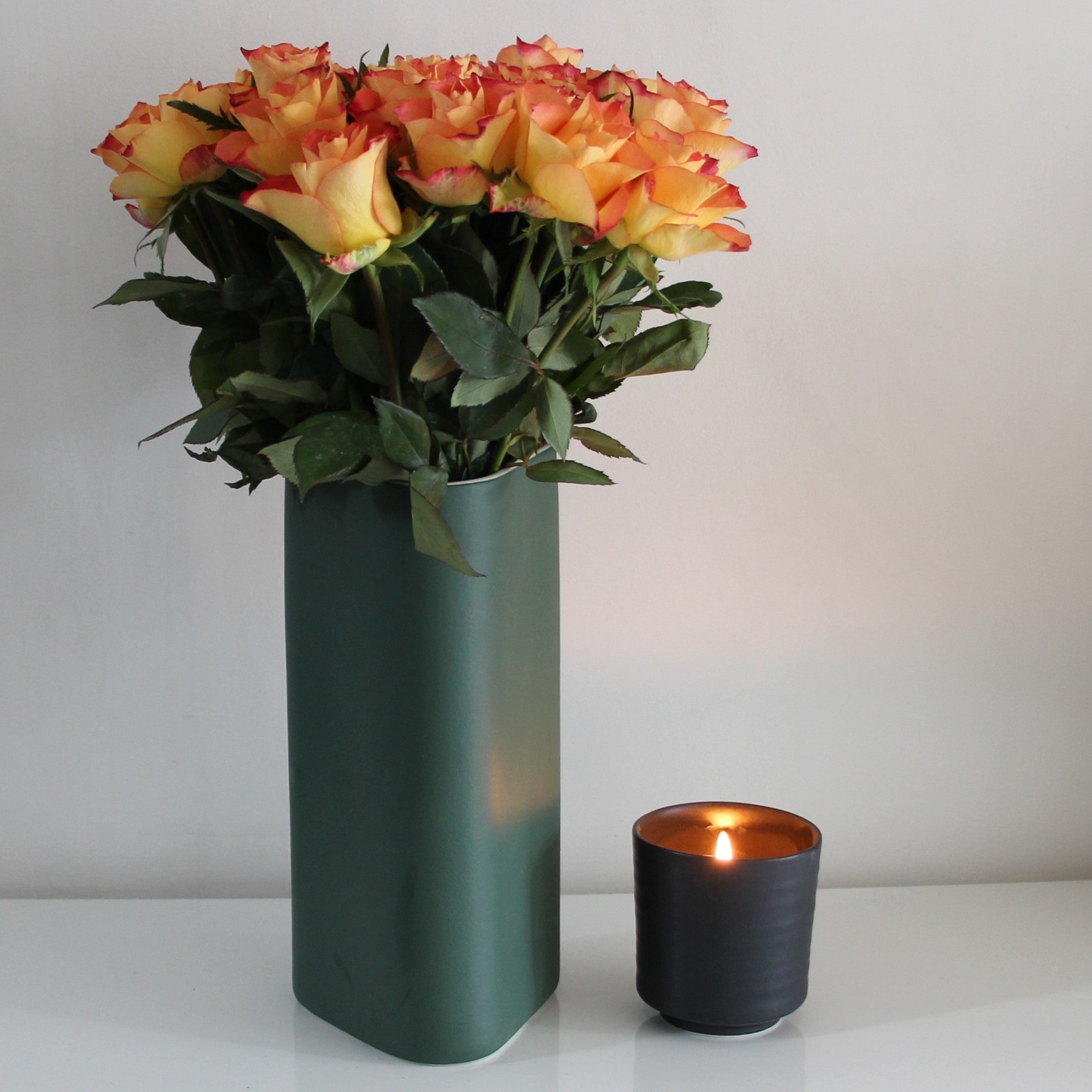 Vase calade vert cresson, JARS CERAMISTES, made in France et écoresponsable