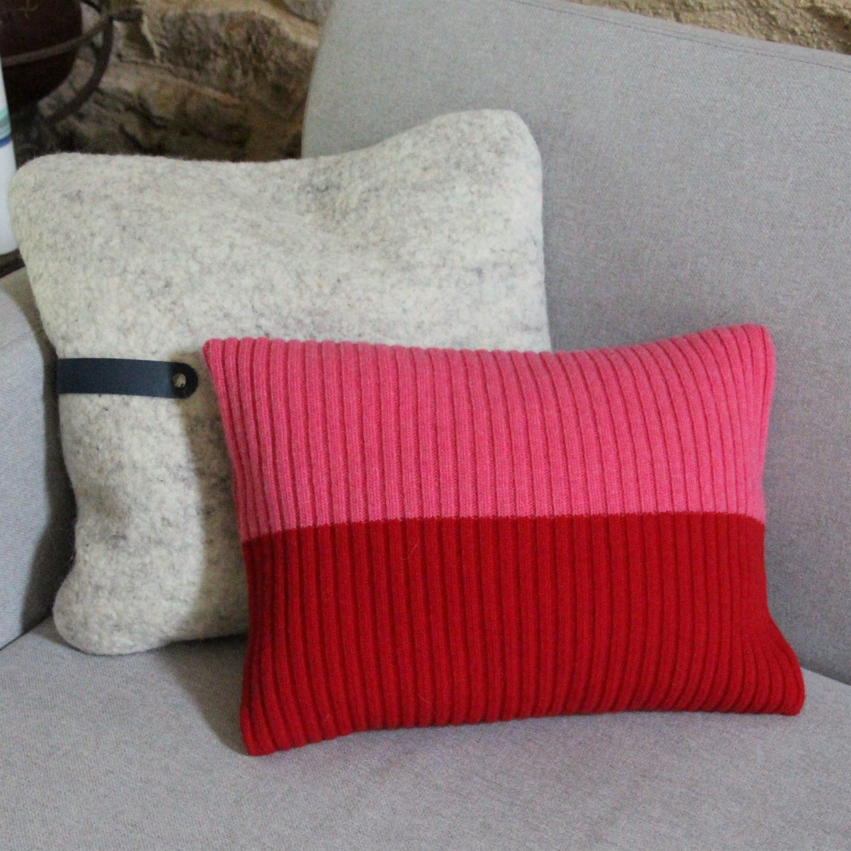Coussin en laine merinos, ROYALTIES, made in France
