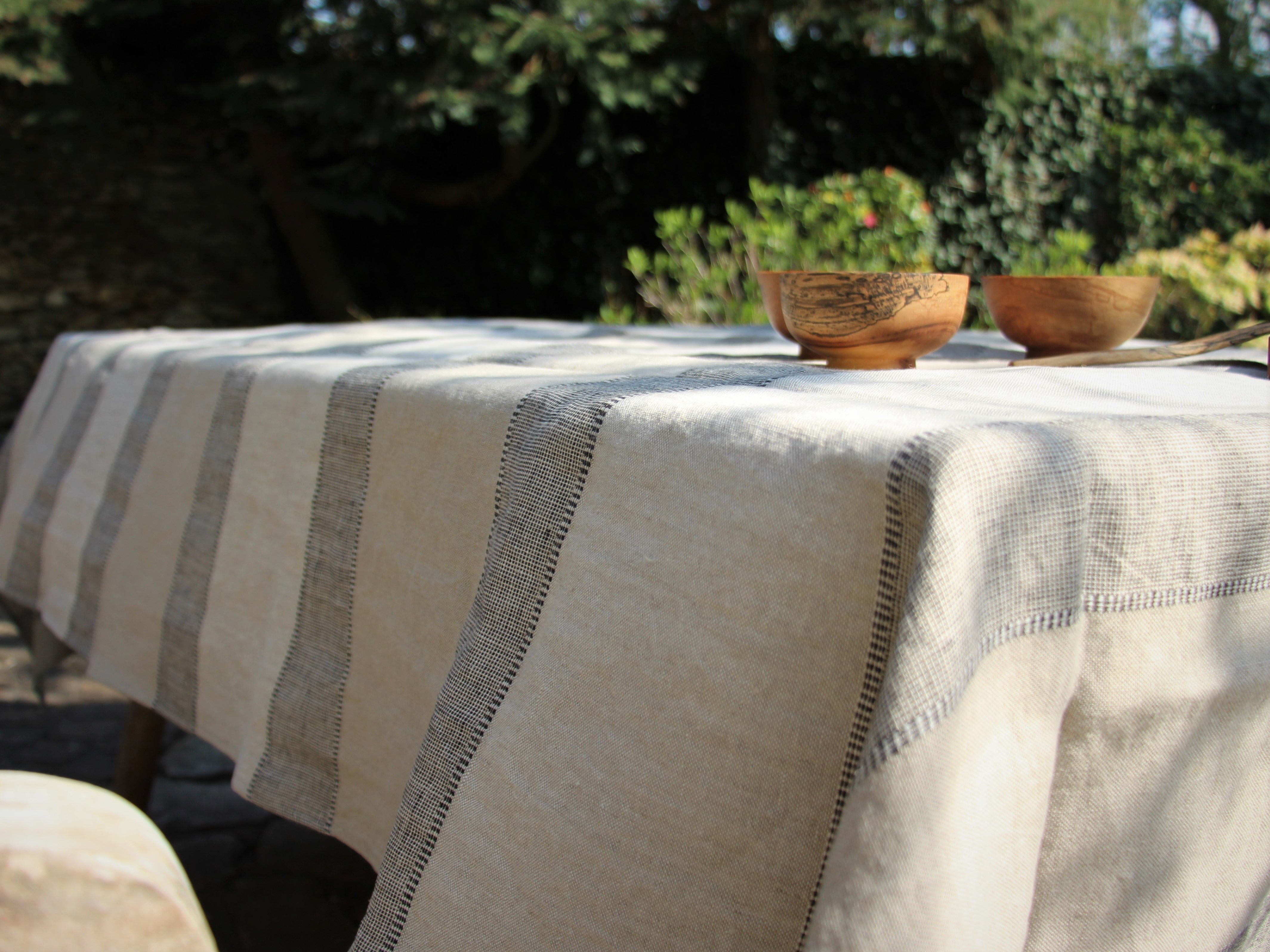 Nappe Rivoli CHARVET lin 100% français et écoresponsable.