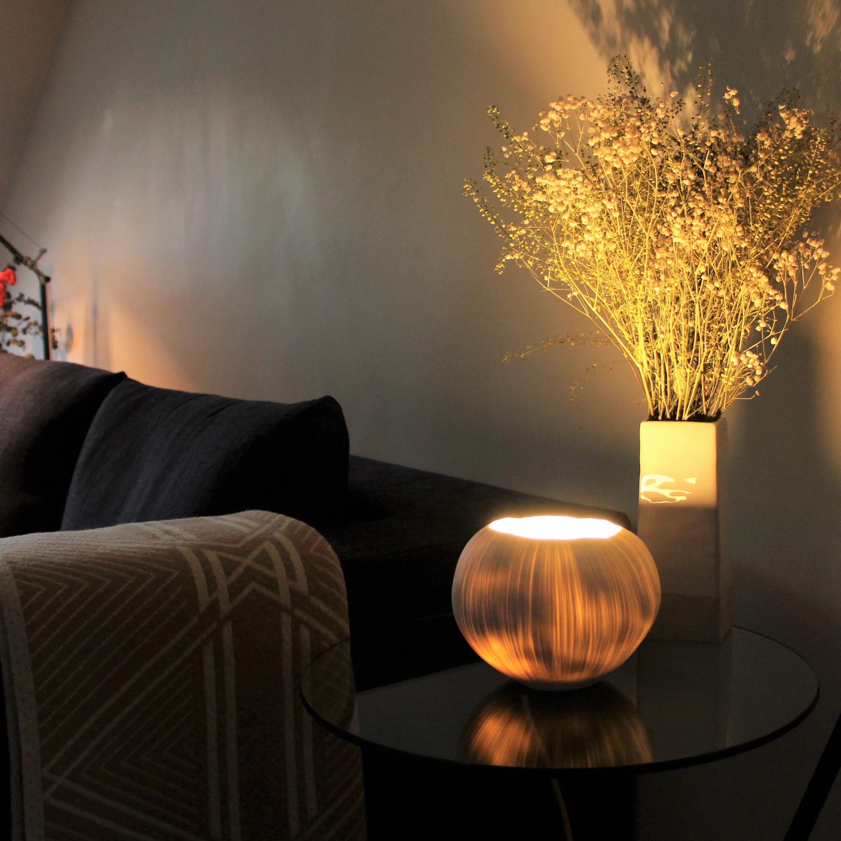 lampe Luna en biscuit de porcelaine L'ATELIER SUR LA RIVIERE, made in France et écoresponsable