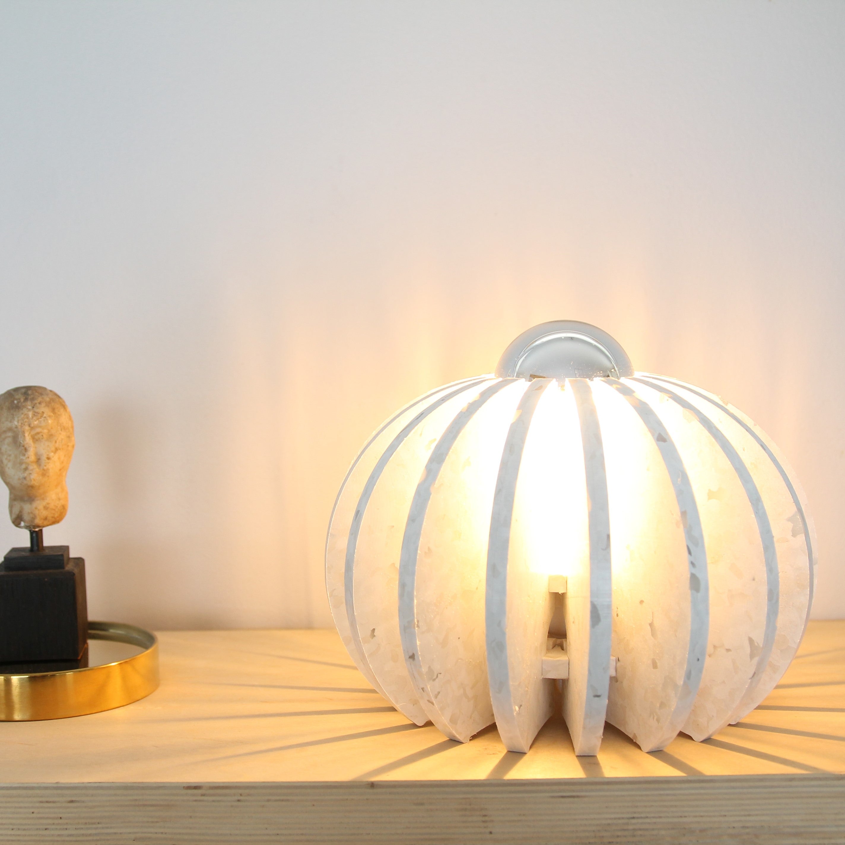 Lampe Boule PR, RIF, made in France et écoresponsable