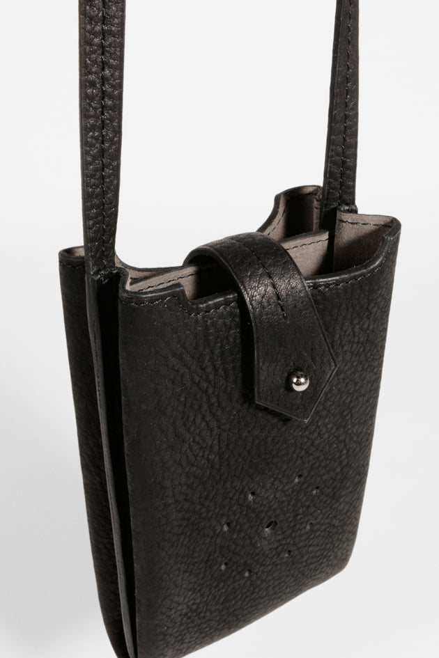 sac mini pochette Léo en cuir de veau grainé noir CESAIRE 100% français et écoresponsable HISTOIRES FRANCAISES