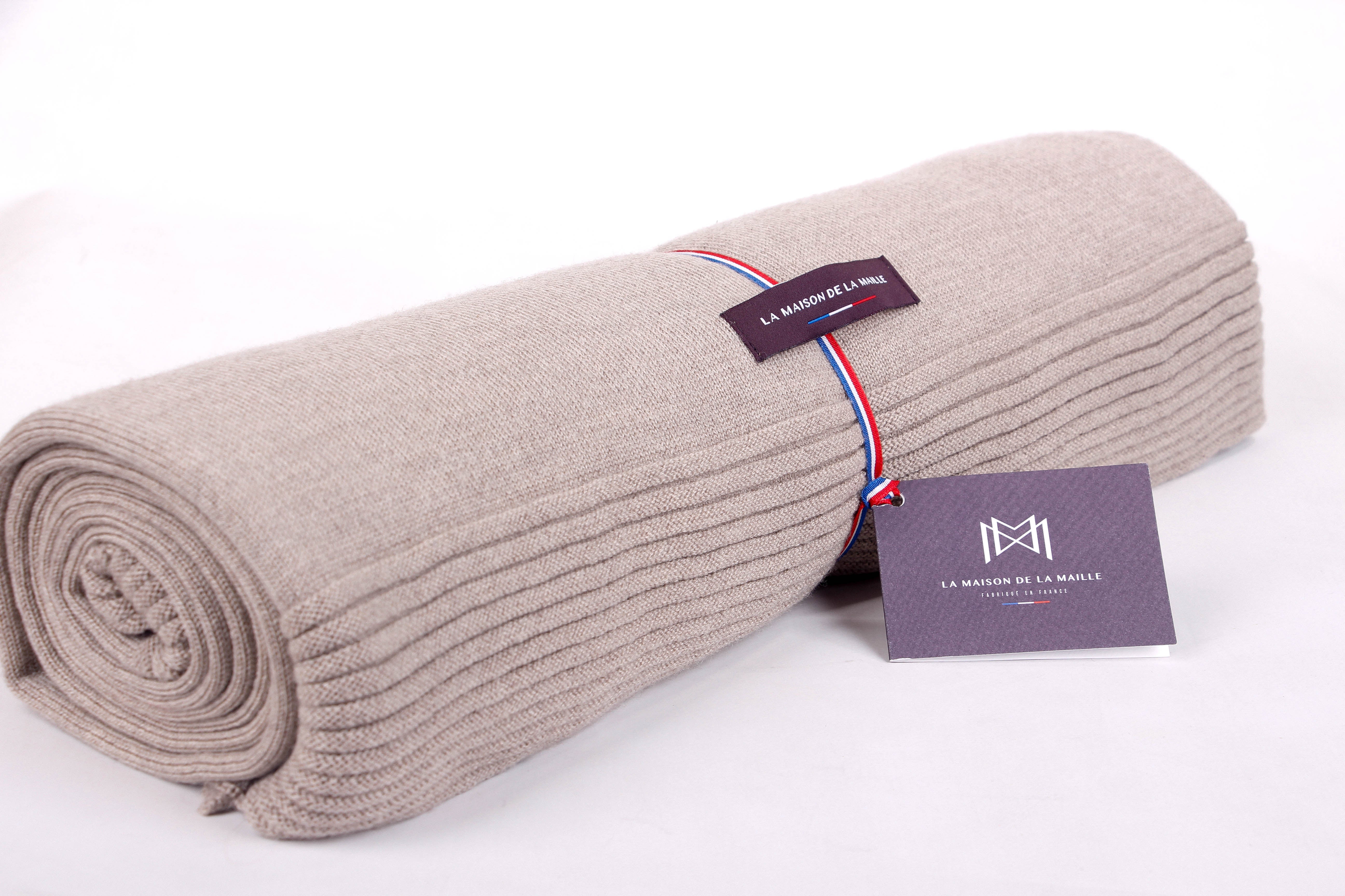 Plaid Merinos extra fin LA MAISON DE LA MAILLE 100% français et écoresponsable.