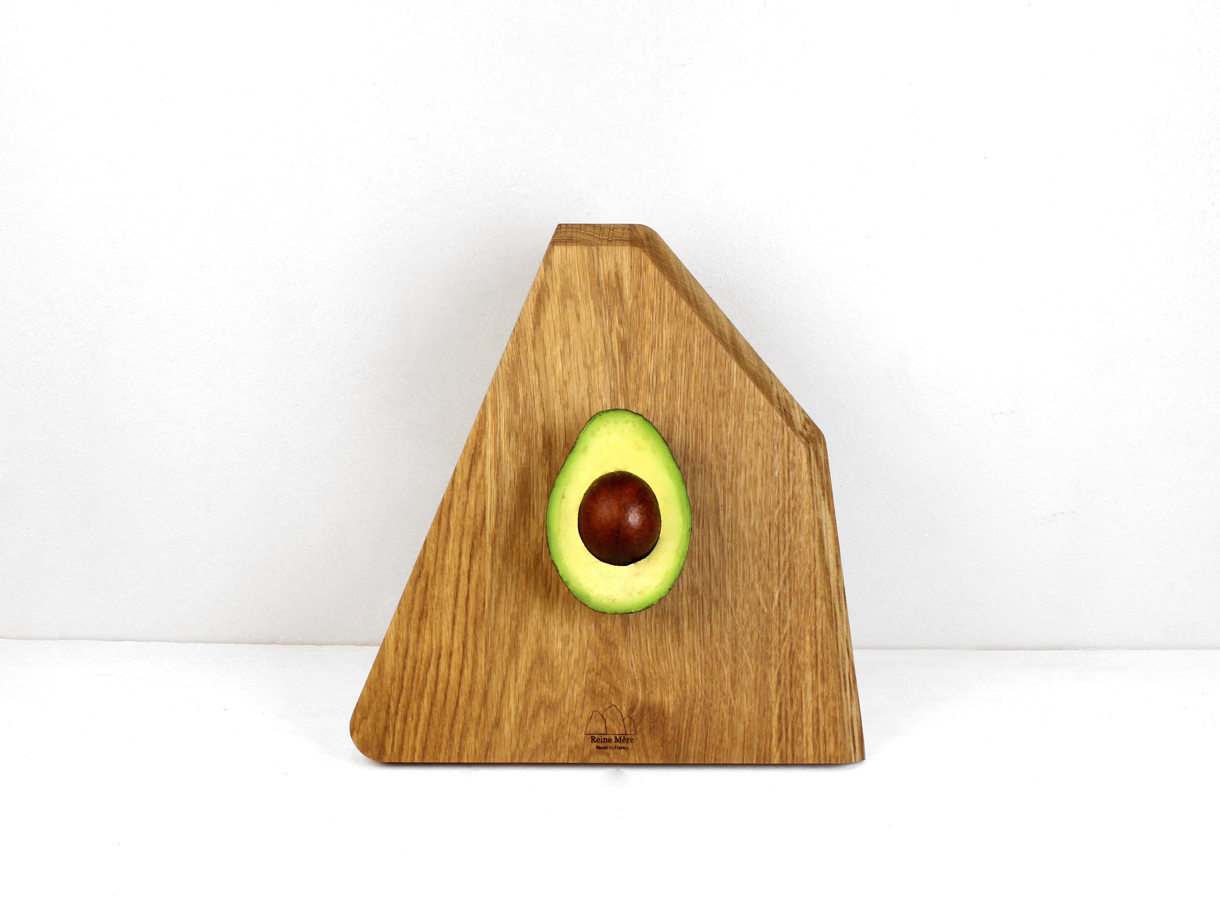 Planche à découper Pyrénées REINE MERE 100% français et écoresponsable.