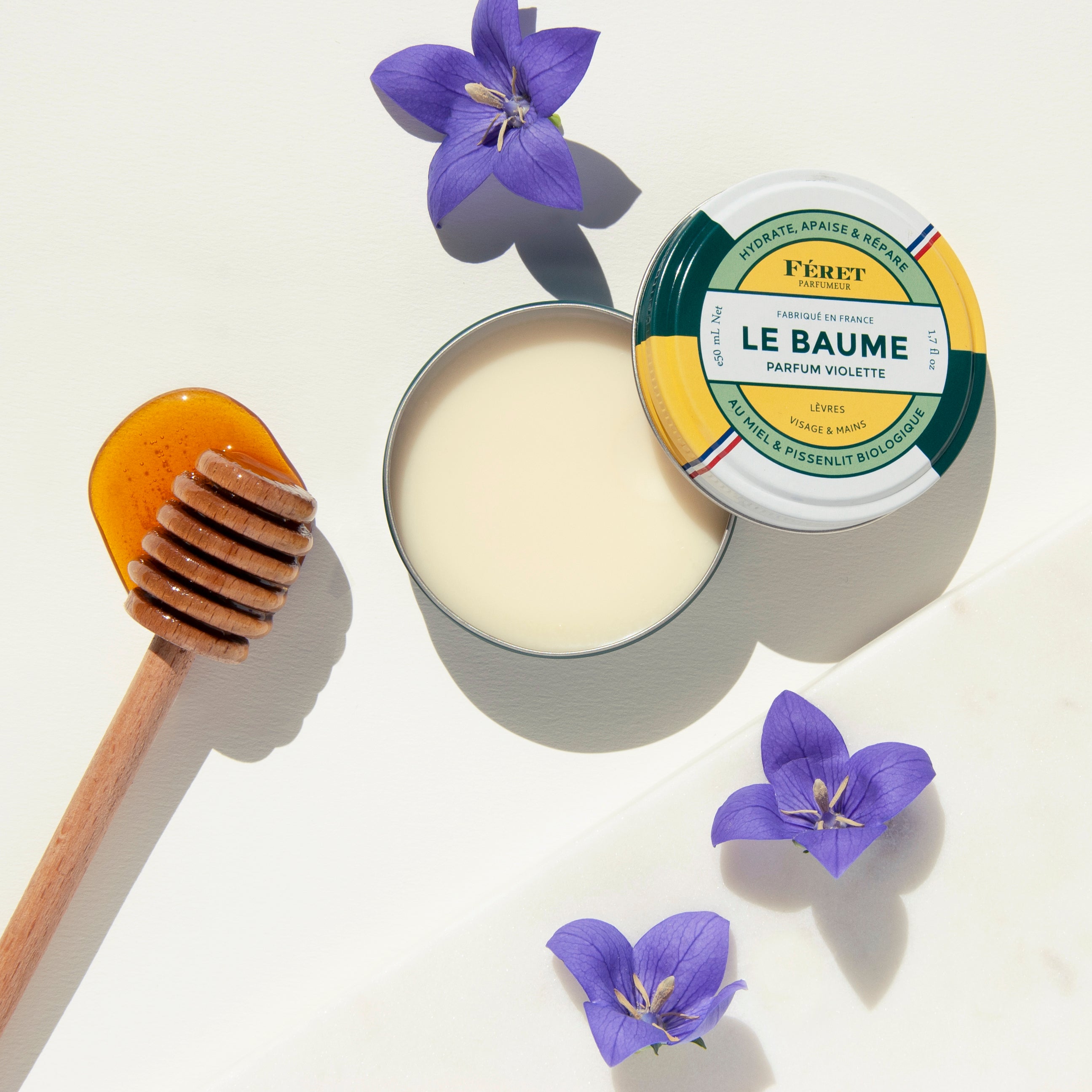 Le baume parfum violette FERET Parfumeur soin cosmétique bio 100% français et écoresponsable.