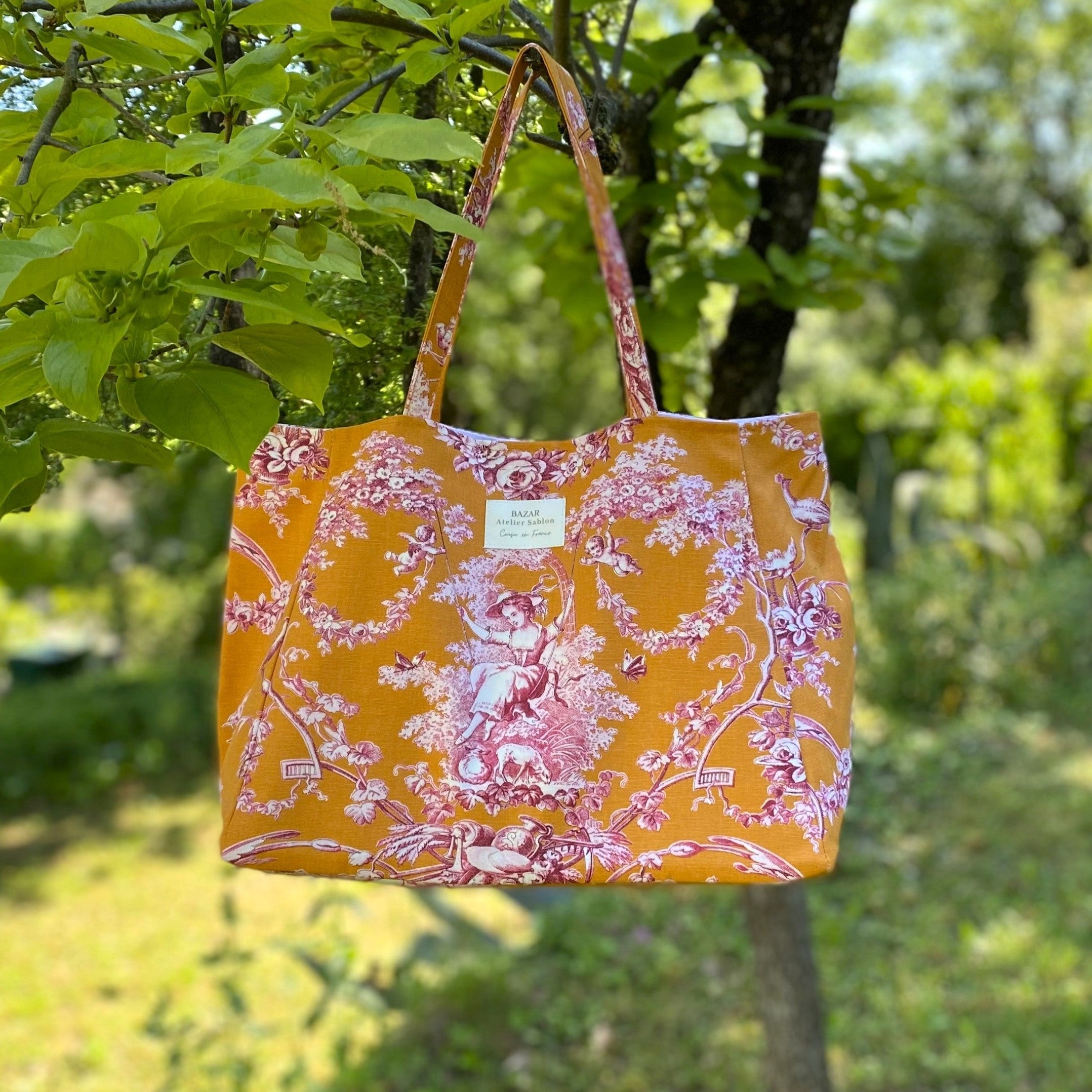 Jouy de Fruits Shopping Bag
