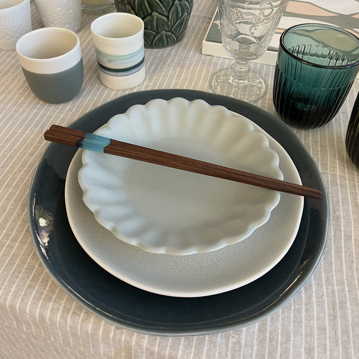 Coupelle Pétale Jardin de Maguelone JARS CERAMISTES made in France