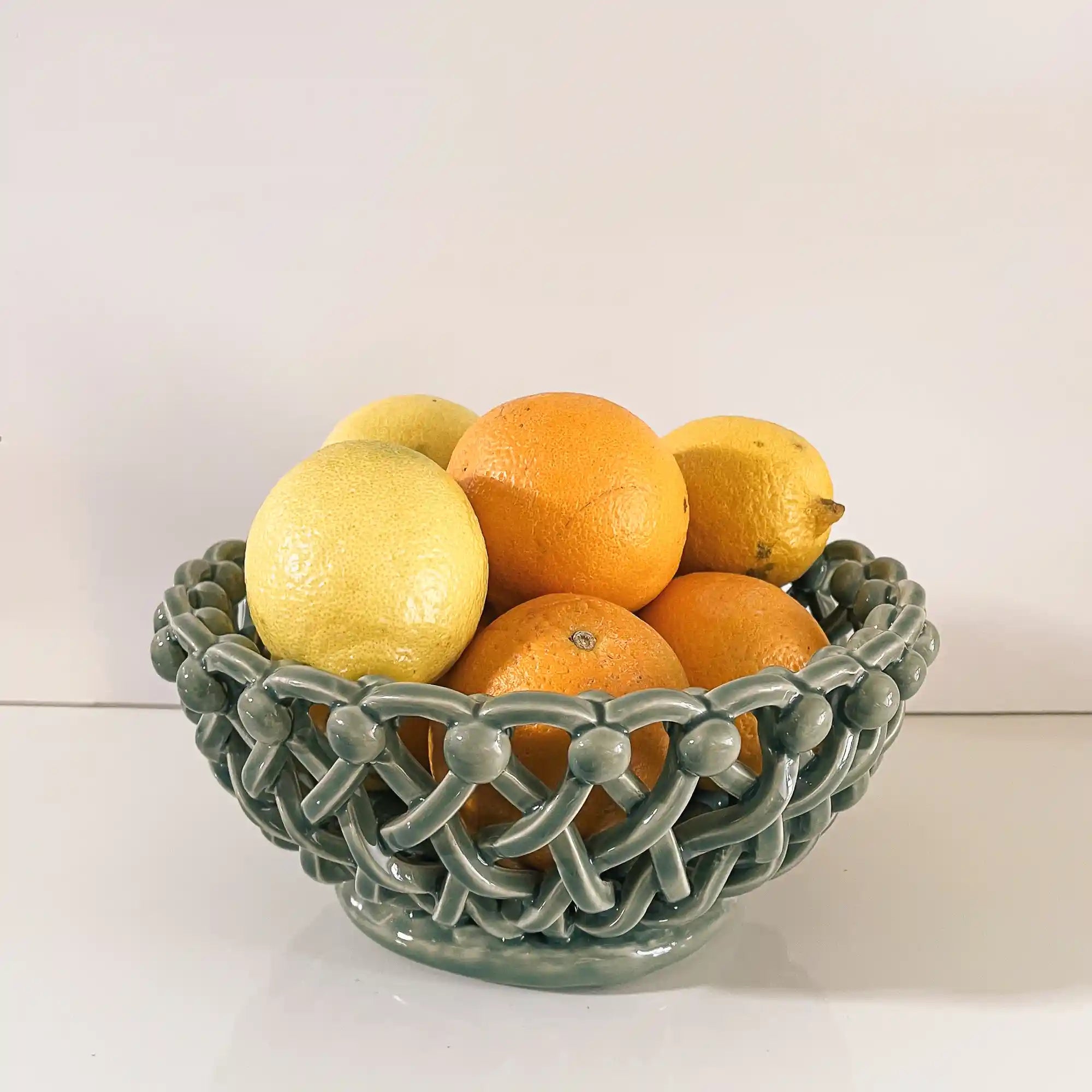 Design woven basket without base