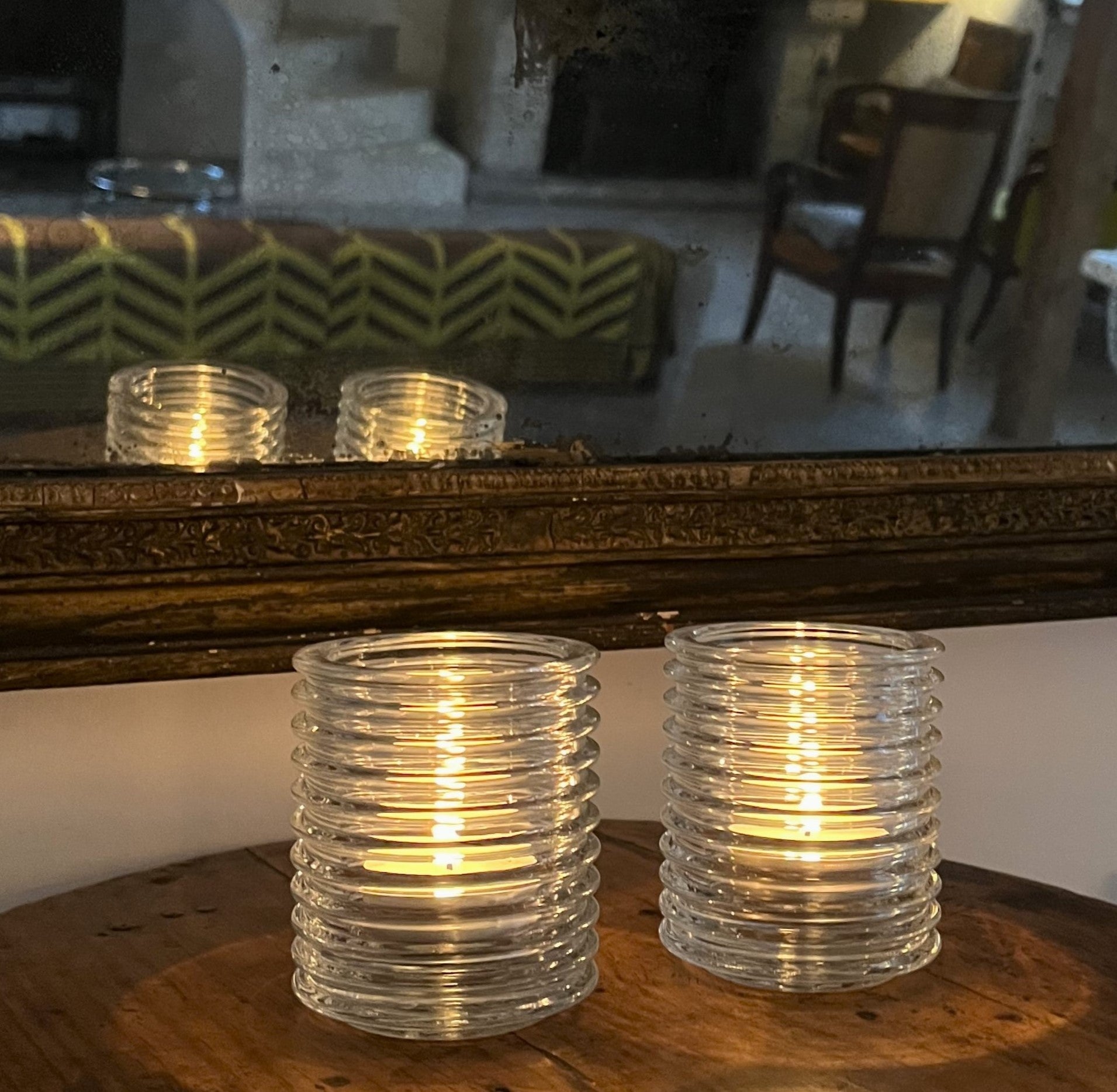 2 candle holders set