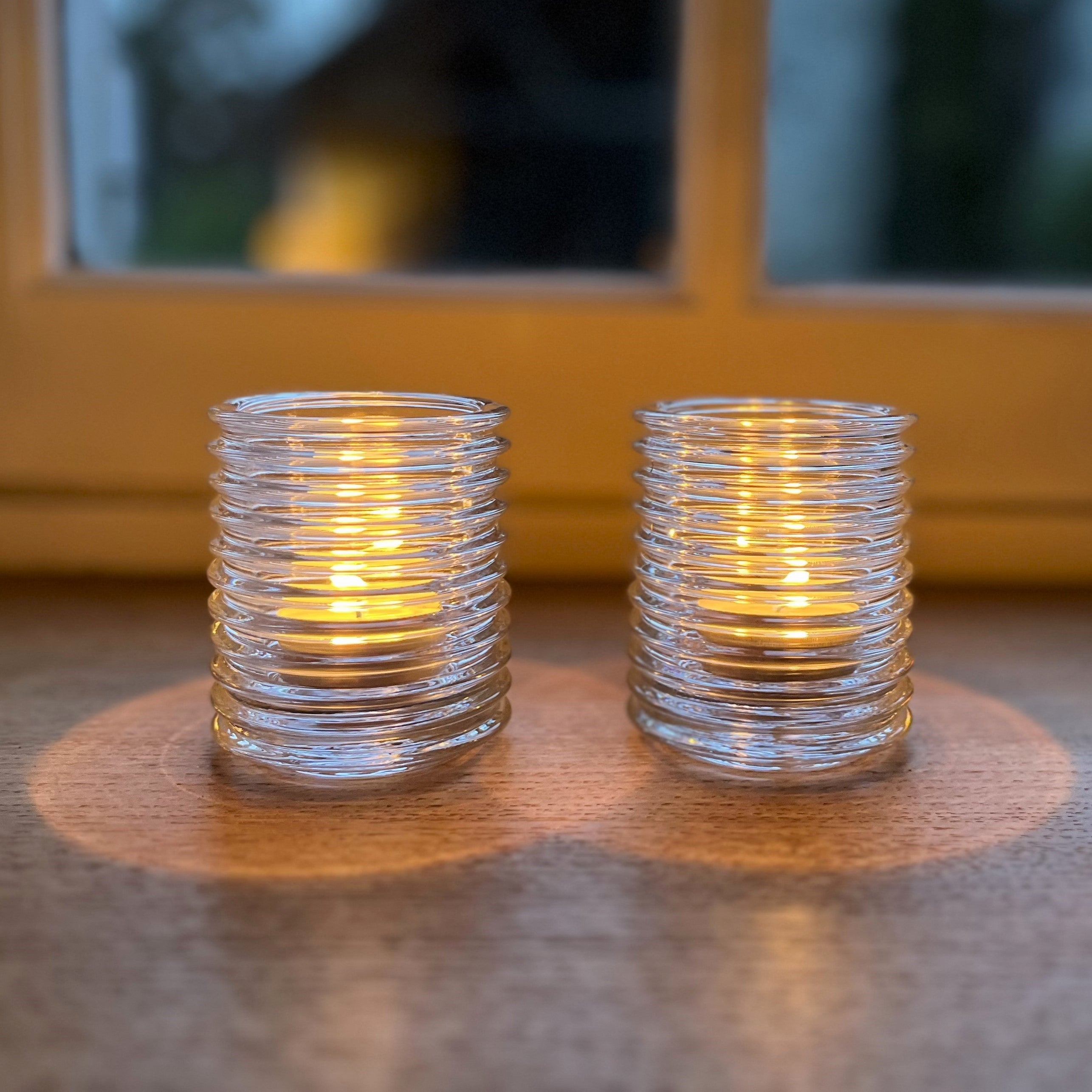 2 candle holders set