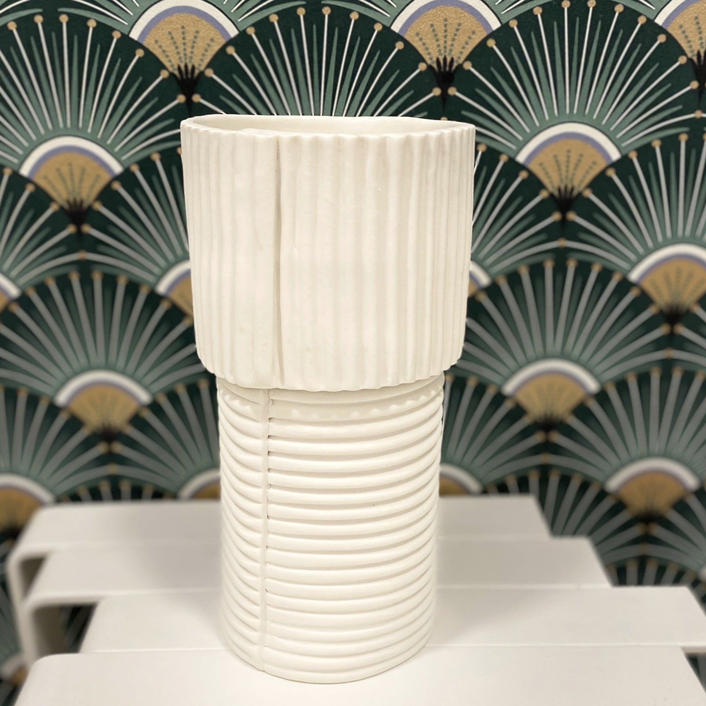 vase biscuit de porcelaine fanny laugier