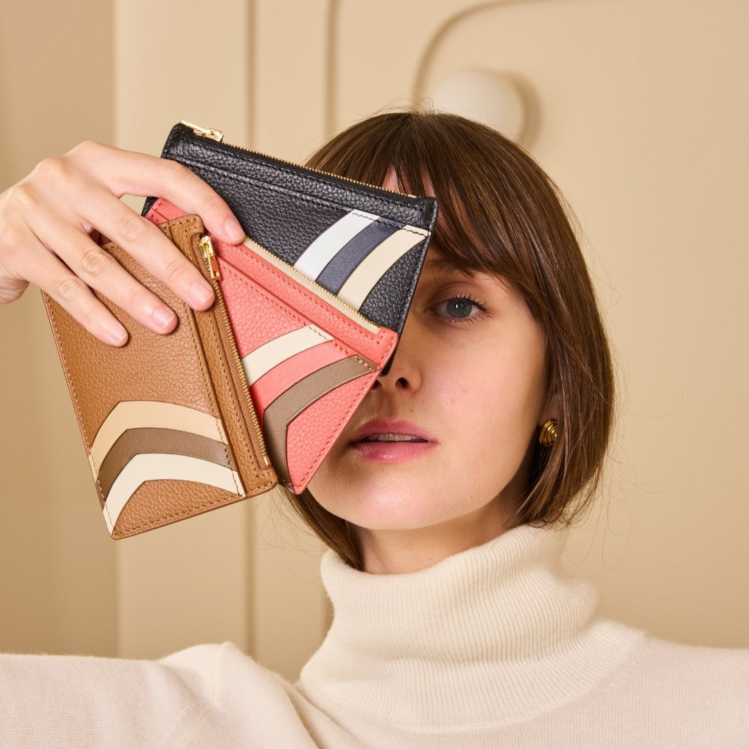 The Essential cardholder