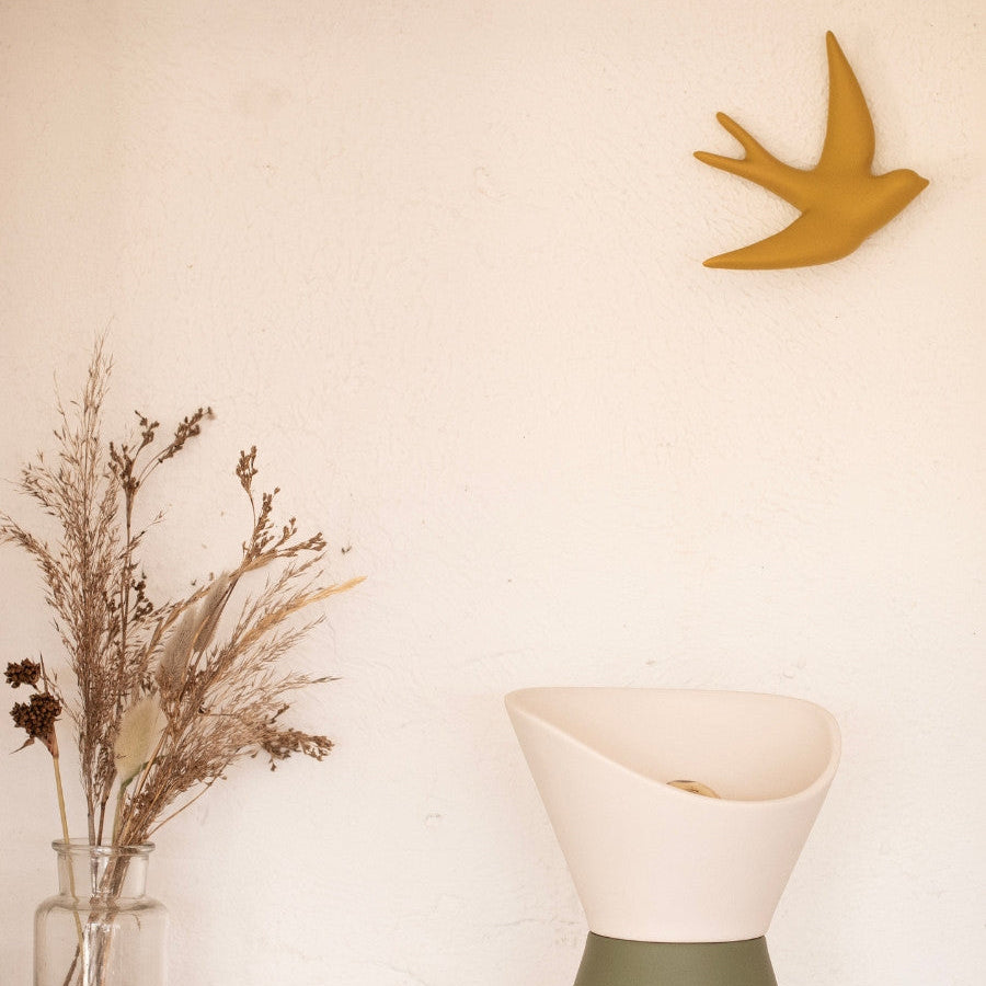 Volage wall decoration