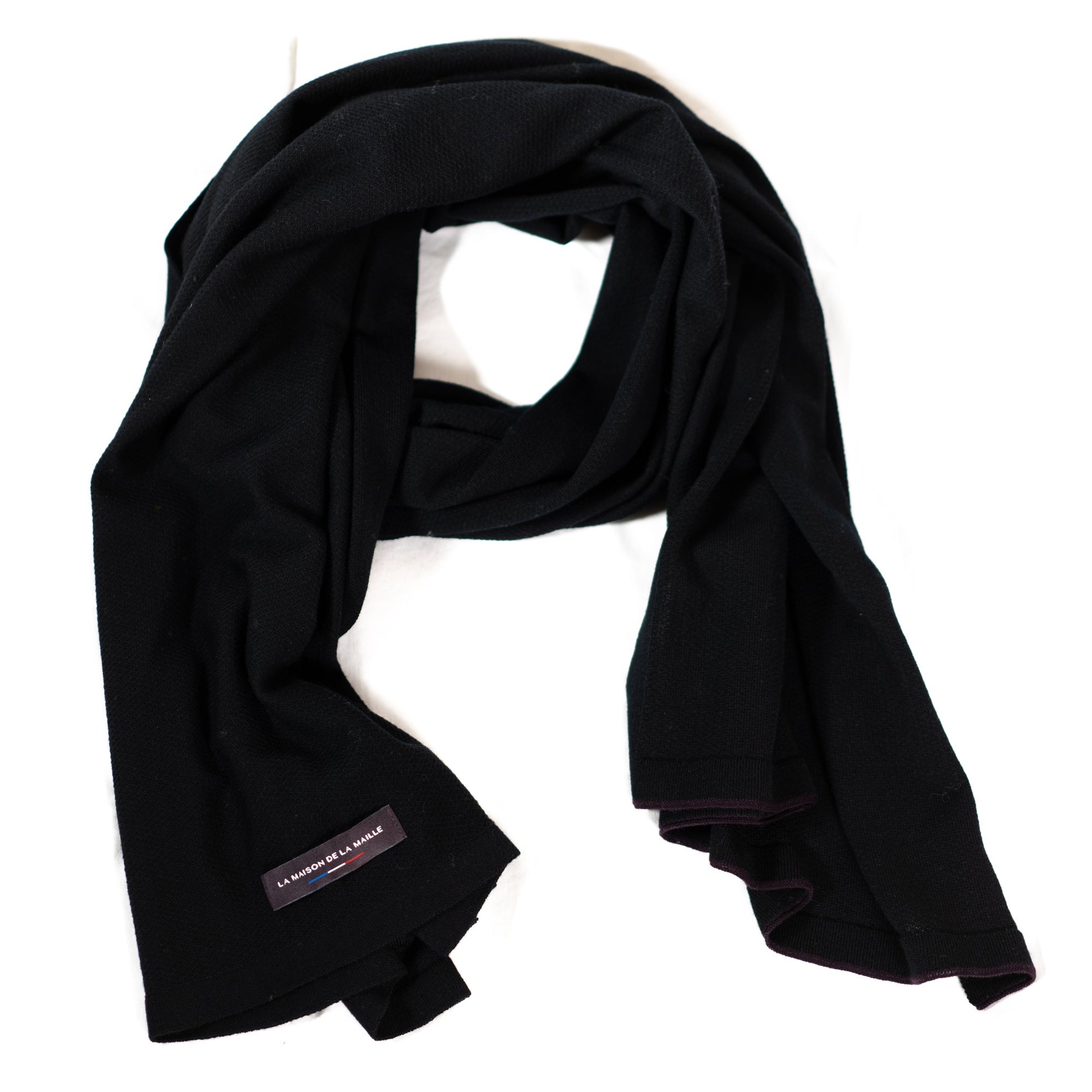 Très grande écharpe en laine mérinos noir, LA MAISON DE LA MAILLE, made in France et écoresponsable