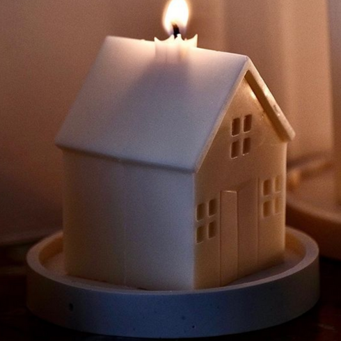 House candle