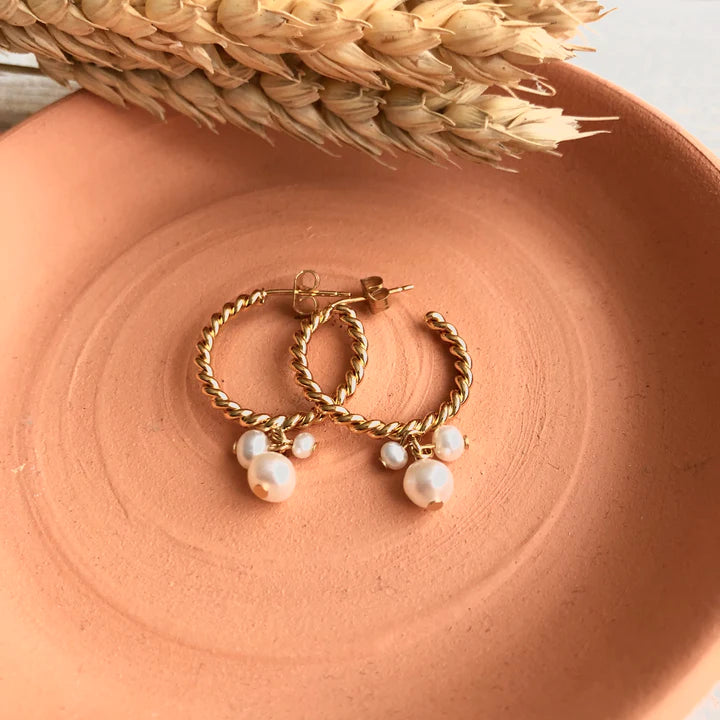 Boucles d'oreilles créoles torsadées avec perles, JOURS DE MISTRAL, made in France