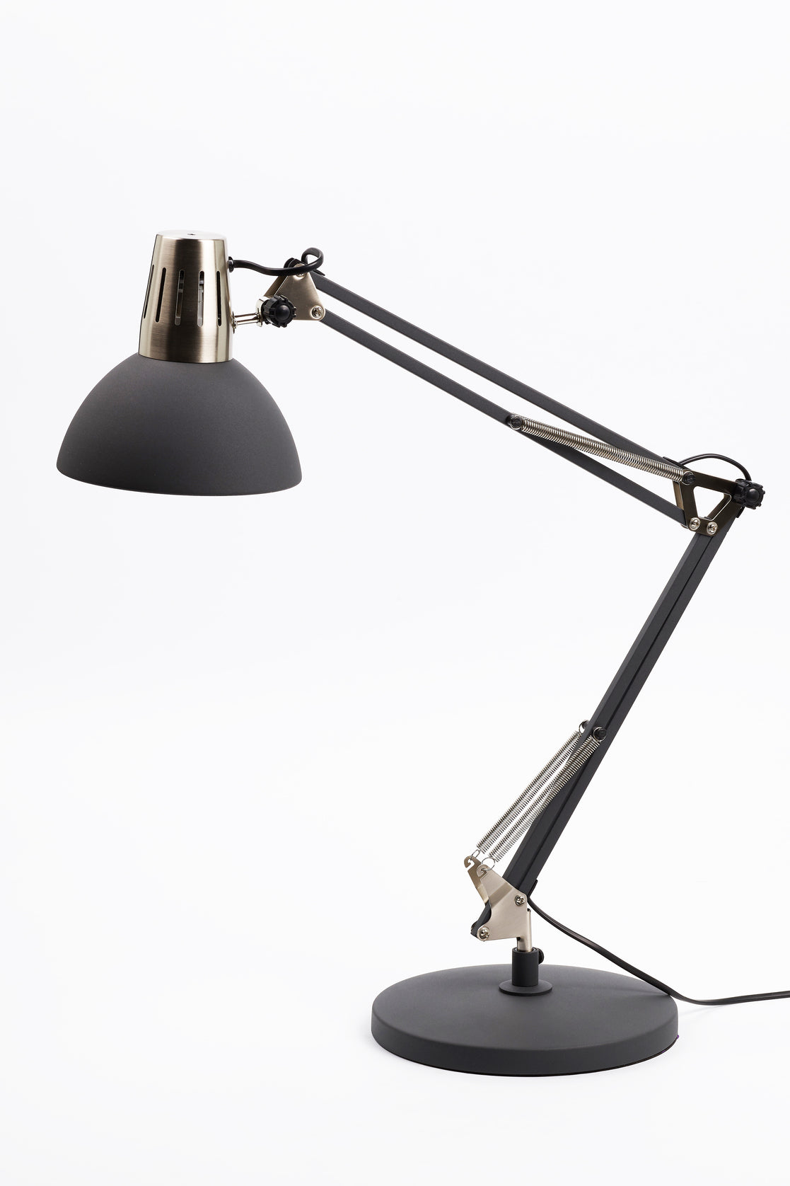 Lampe Calypsa ALUMINOR luminaire 100% français et écoresponsable.